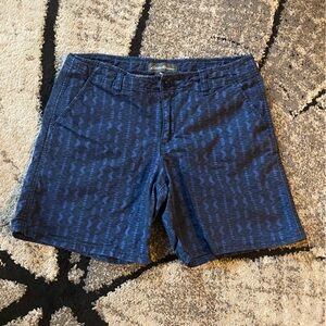 Eddie Bauer Navy Textured Women’s Shorts Size 8